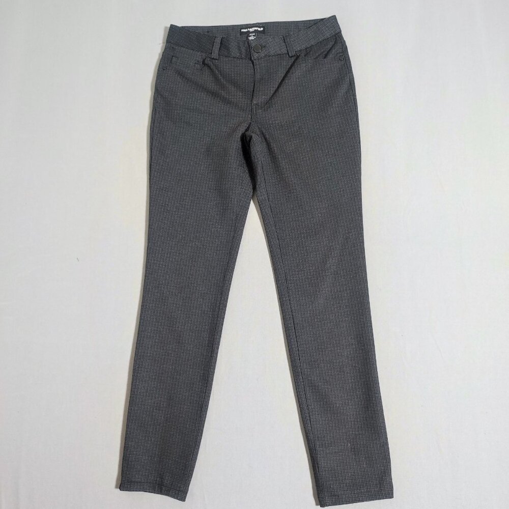 Karl Lagerfeld Paris Casual pants women's size 4 grey colour check pattern